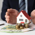 How to plan construction budget effectively.